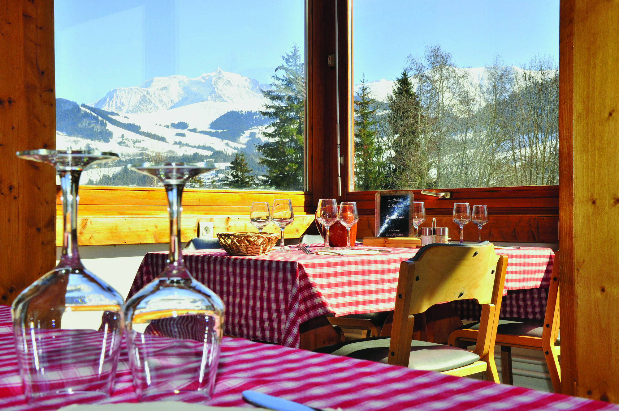 Hotel Vacances Bleues Les Chalets Du Prariand Megève Exterior foto
